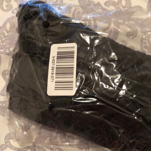 Forever 21 Shiny Leggings - Picture 5 of 5